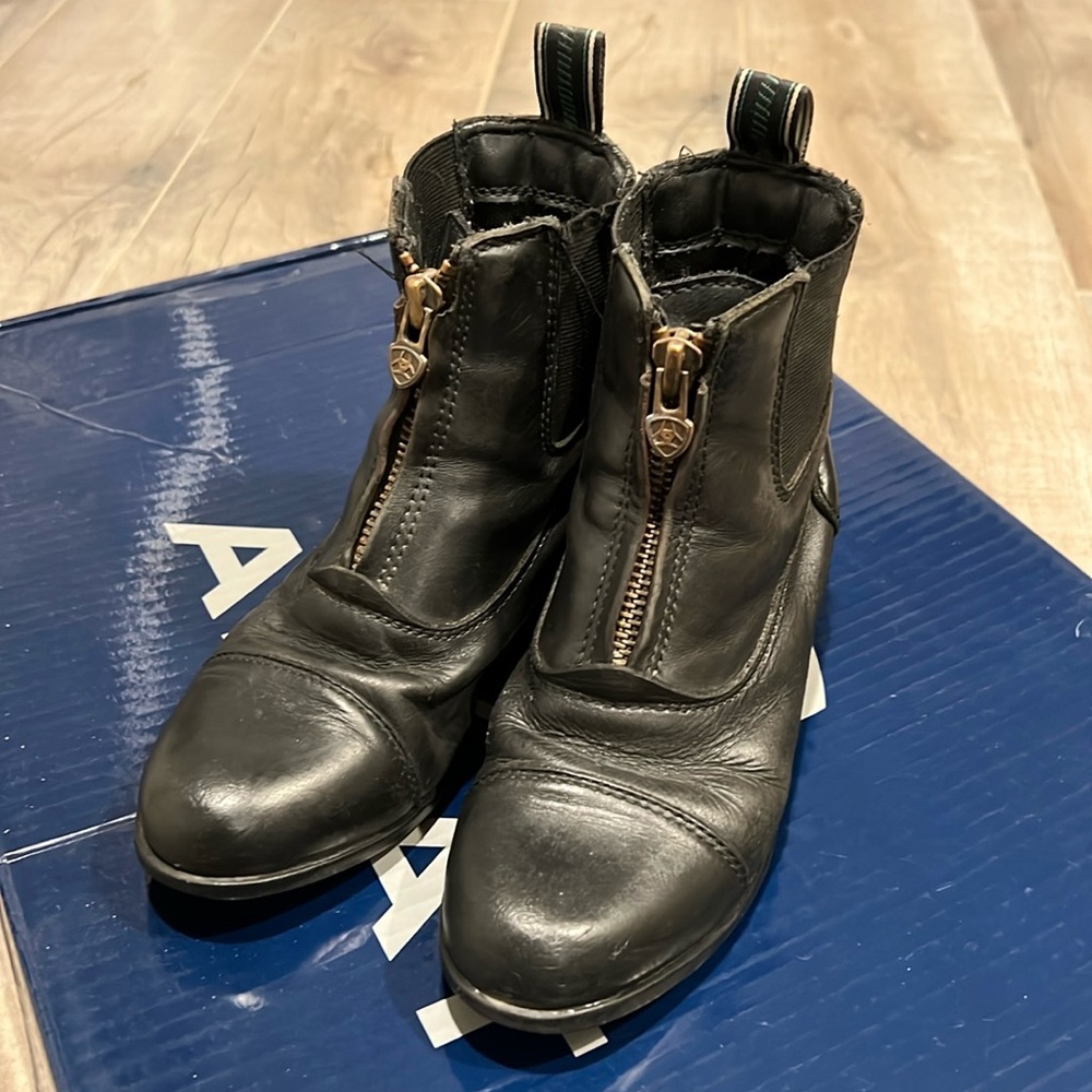 Ariat zip paddock boots size 1